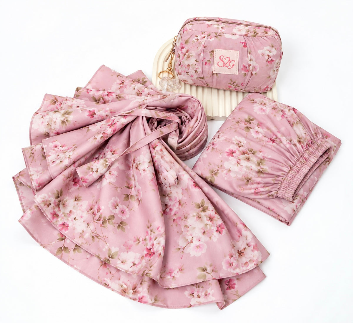 Blush Floral Prayer Set